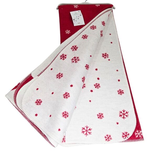 Docofil Reversible Ivory Red Snowflakes Throw Blanket 51x67 Made in Portugal - Picture 14 of 15